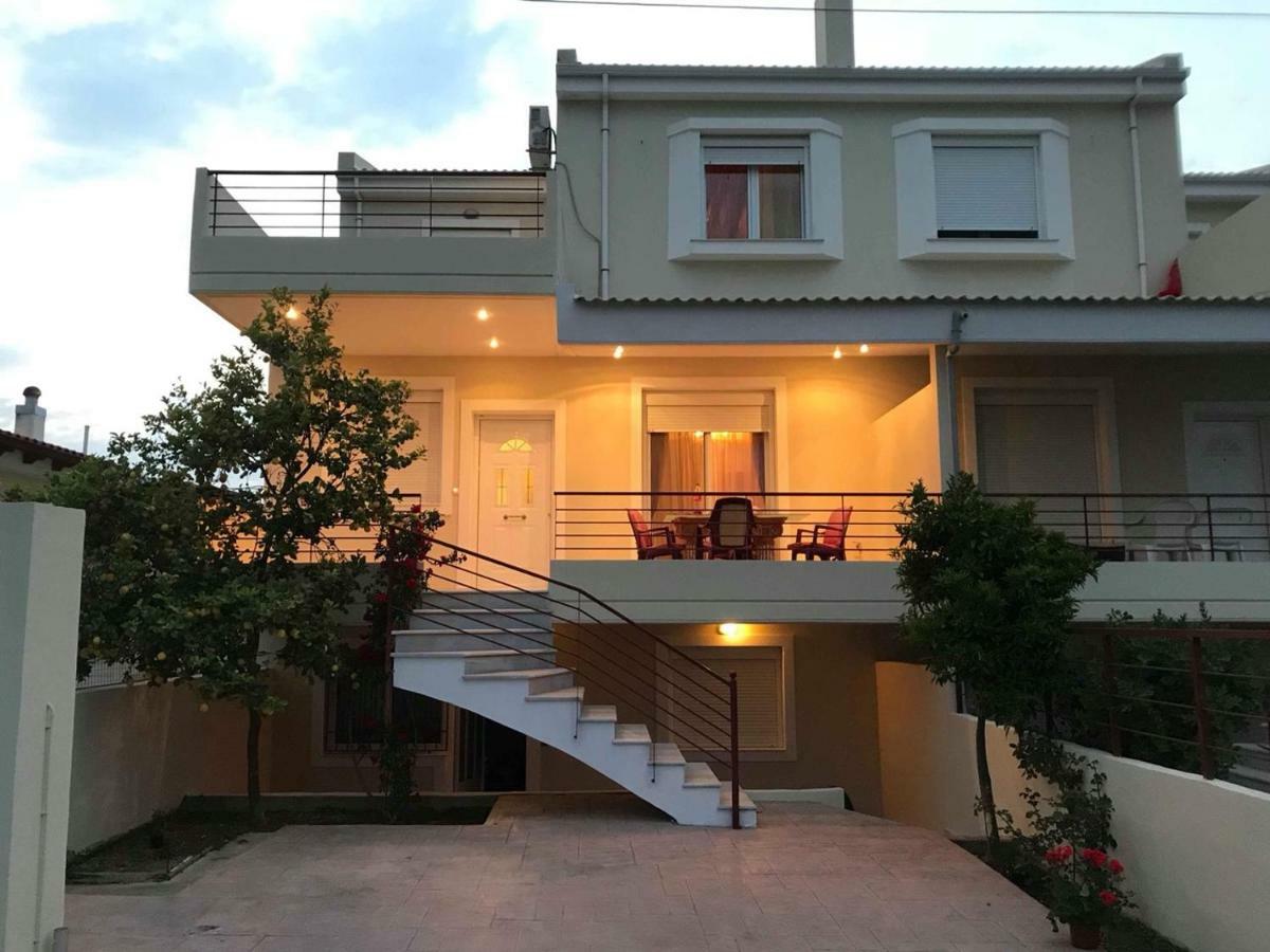 Amazing House In Kiato Near The Beach 외부 사진